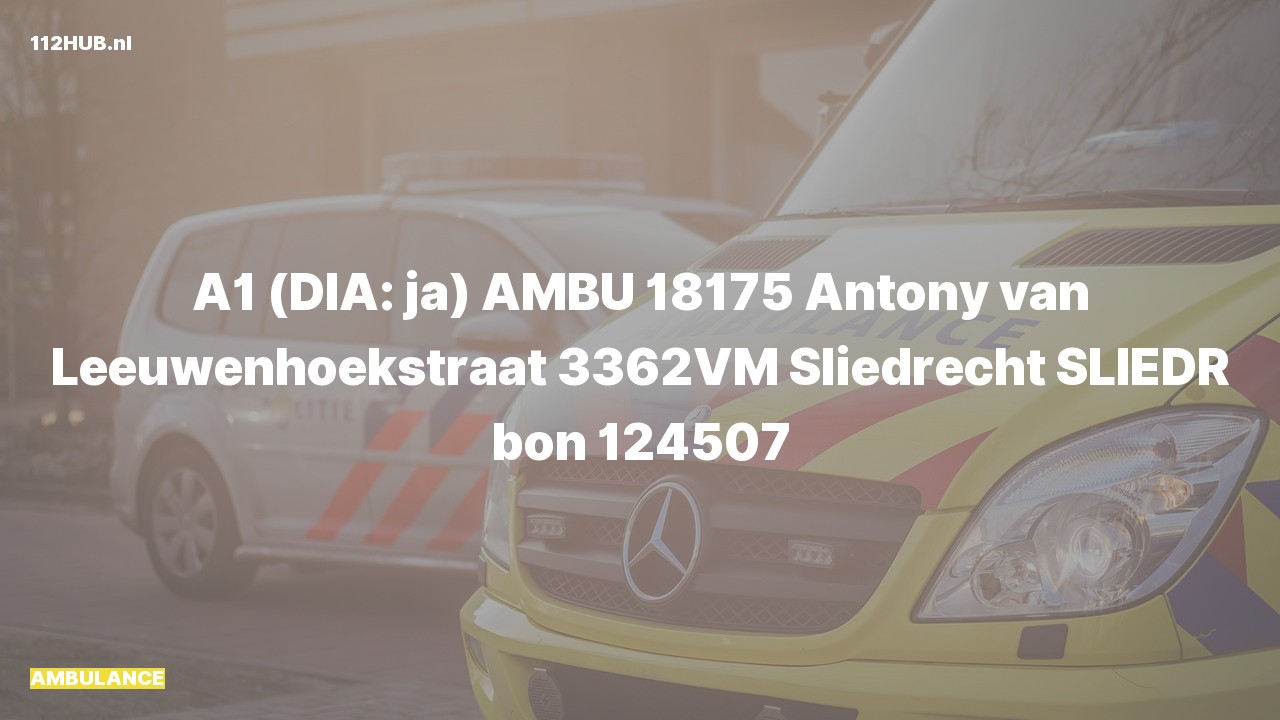 Deelafbeelding voor Ambulance met spoed naar de Antony van Leeuwenhoekstraat in Sliedrecht.