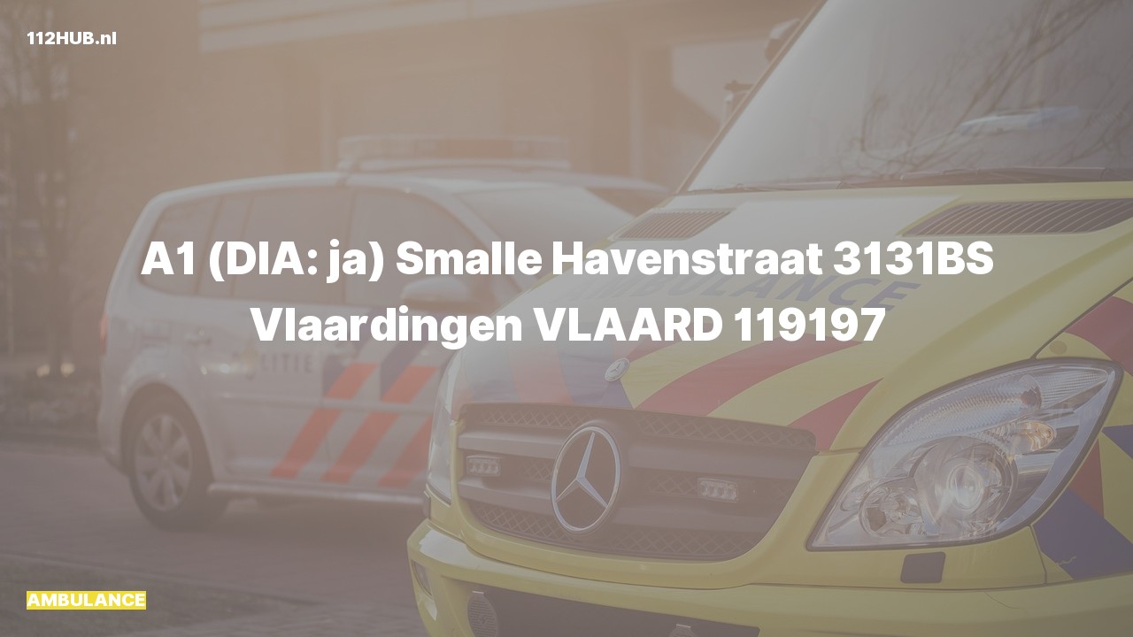Deelafbeelding voor Ambulance met spoed naar de Smalle Havenstraat in Vlaardingen.