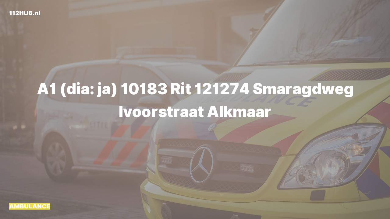 Deelafbeelding voor Ambulance met spoed naar de Ivoorstraat in Alkmaar.