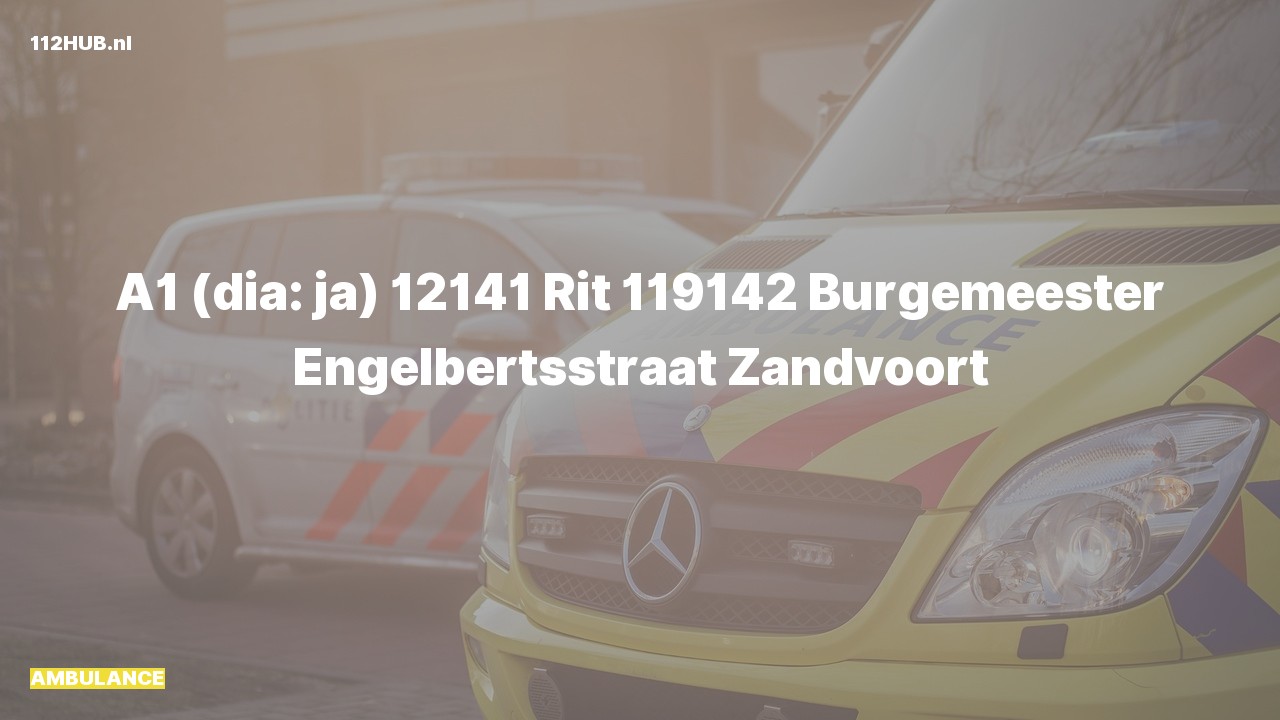 Deelafbeelding voor Ambulance met spoed naar de Burgemeester Engelbertsstraat in Zandvoort.