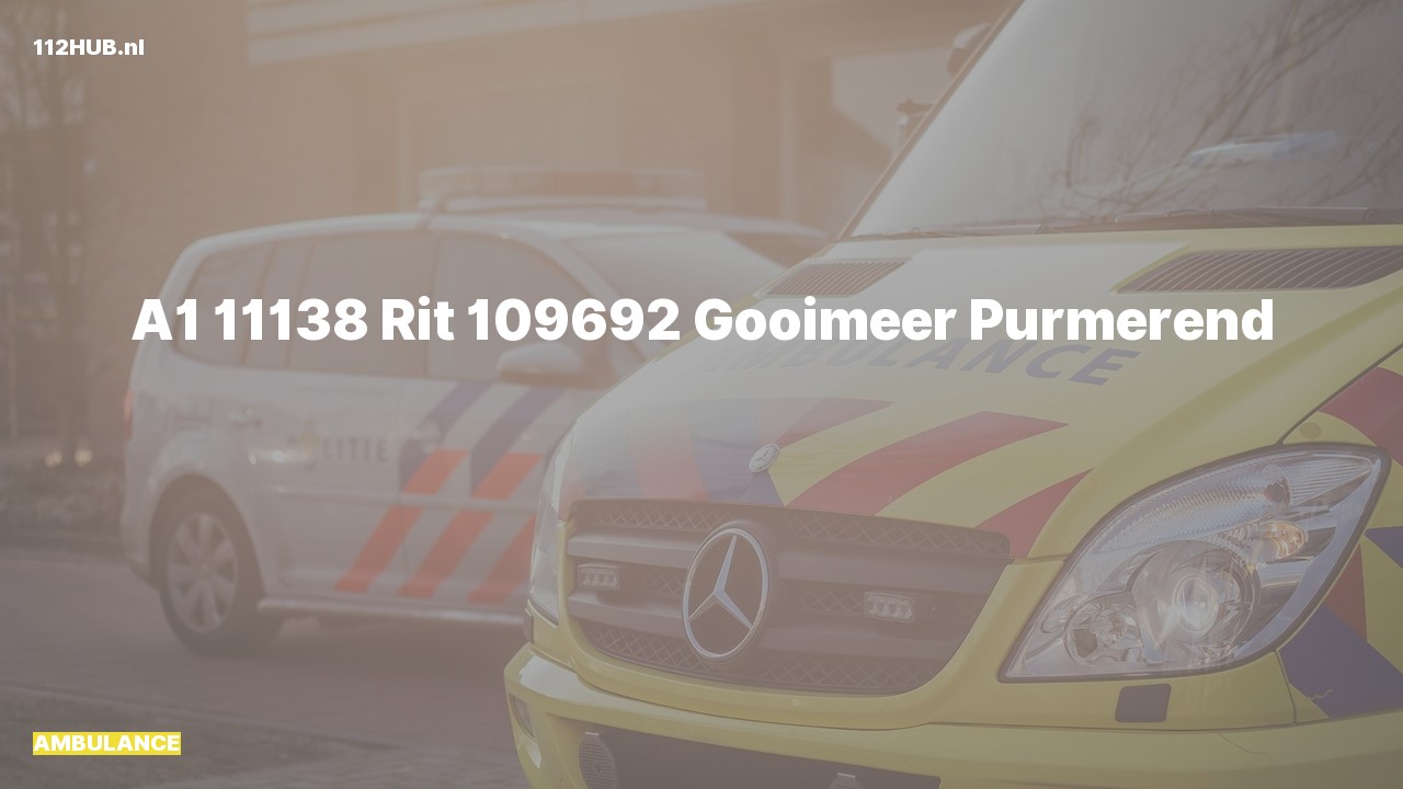 Deelafbeelding voor Ambulance met spoed naar de Gooimeer in Purmerend.