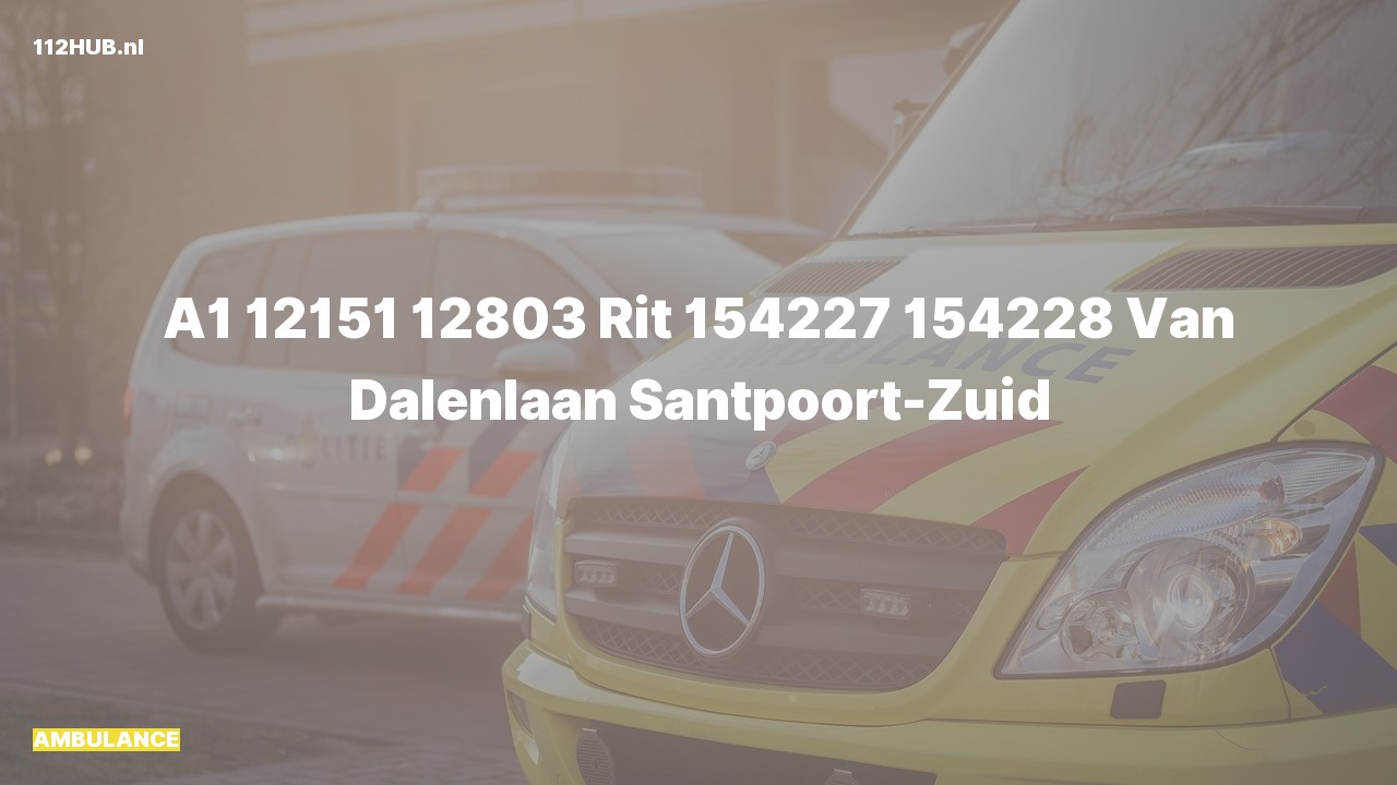 Deelafbeelding voor De ambulance is met spoed uitgerukt naar de Van Dalenlaan in Santpoort-Zuid