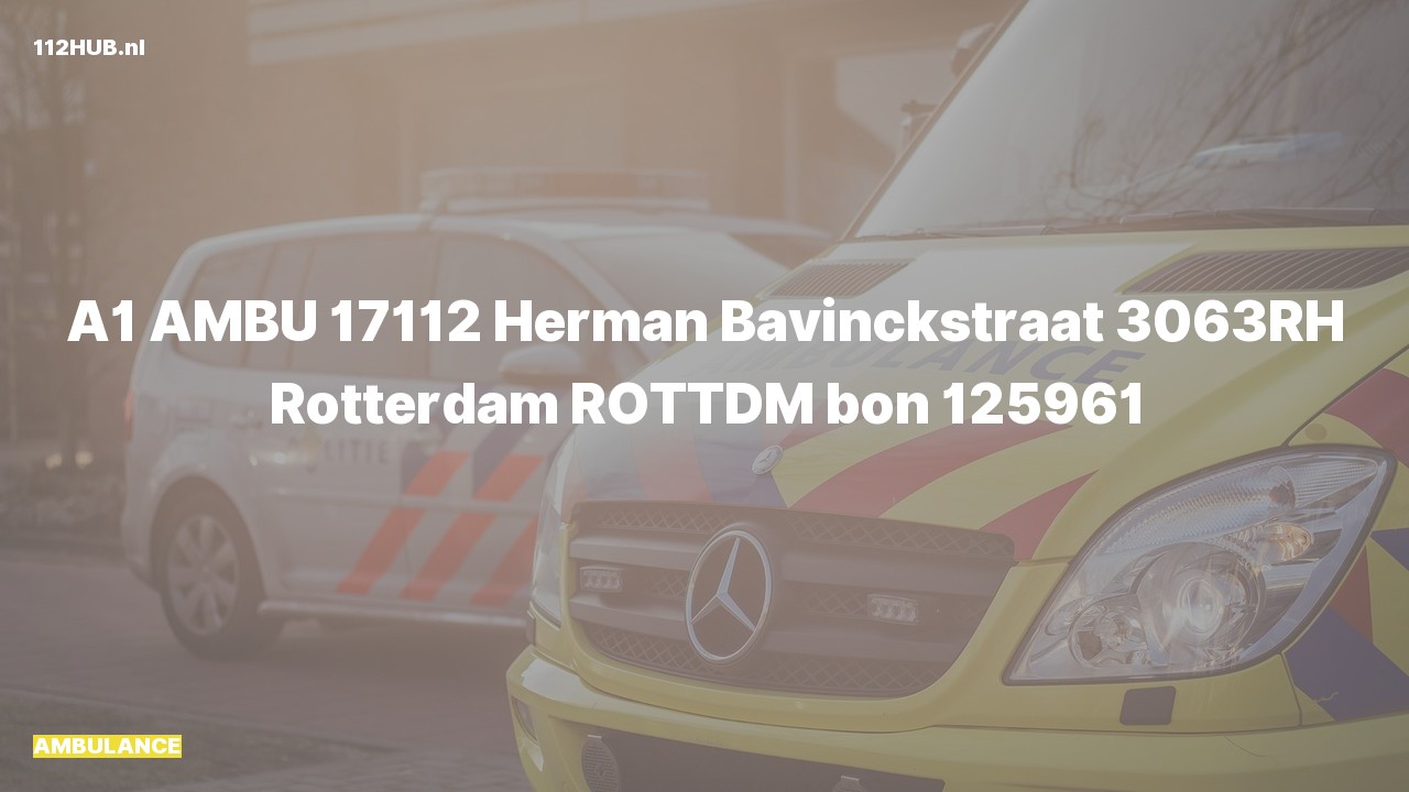 Deelafbeelding voor Ambulance met spoed naar de Herman Bavinckstraat in Rotterdam.