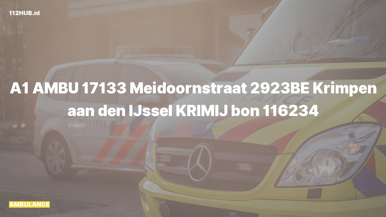 Deelafbeelding voor Ambulance met spoed naar de Meidoornstraat in Krimpen aan den IJssel.