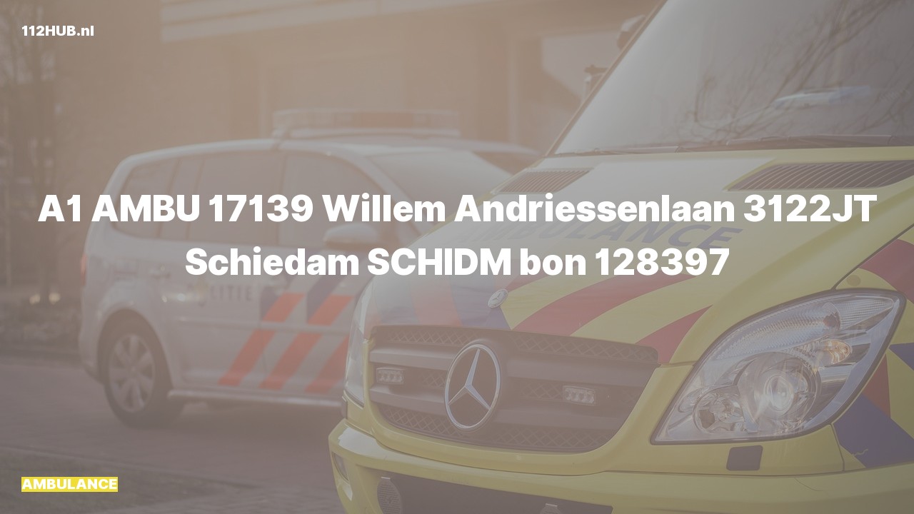 Deelafbeelding voor Ambulance met spoed naar de Willem Andriessenlaan in Schiedam.