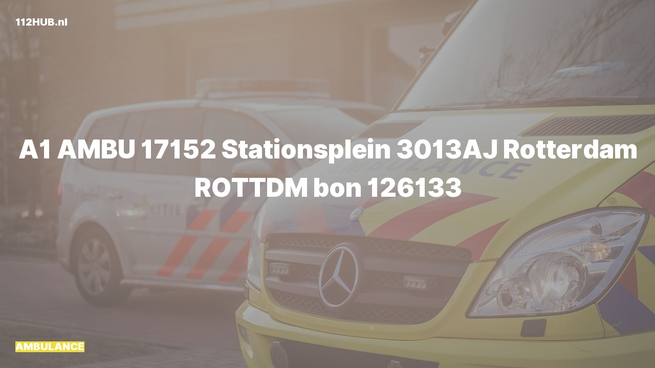 Deelafbeelding voor Ambulance met spoed naar de Stationsplein in Rotterdam.