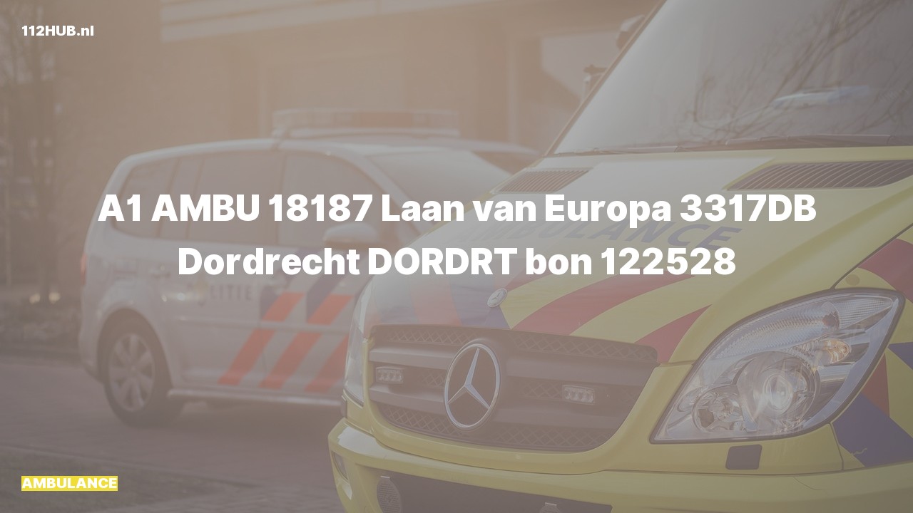 Deelafbeelding voor Ambulance met spoed naar de Laan van Europa in Dordrecht.