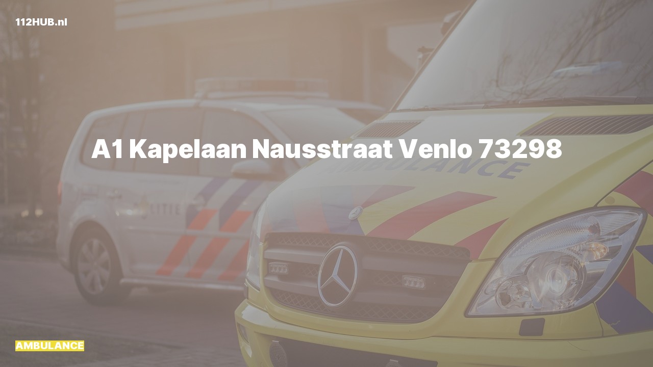 Deelafbeelding voor Ambulance met spoed naar de Kapelaan Nausstraat in Venlo.