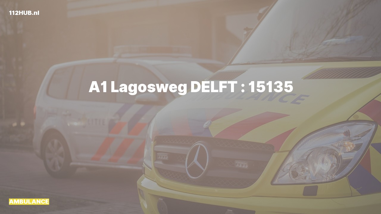 Deelafbeelding voor Ambulance met spoed naar de Lagosweg in Delft.