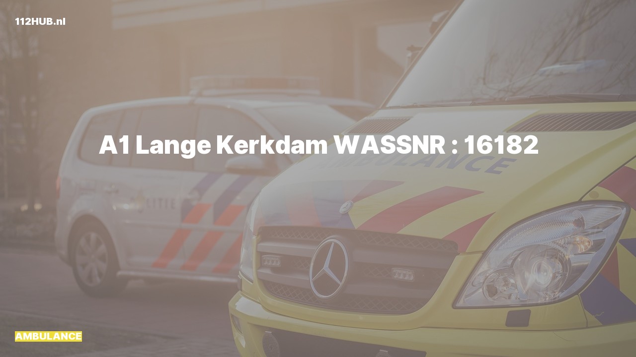 Deelafbeelding voor Ambulance met spoed naar de Lange Kerkdam in Wassenaar.