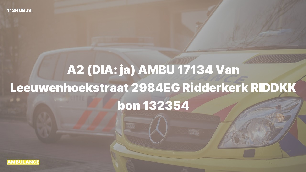 Deelafbeelding voor Ambulance met gepaste spoed naar de Van Leeuwenhoekstraat in Ridderkerk.