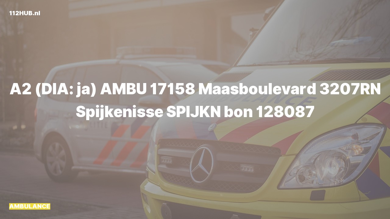 Deelafbeelding voor Ambulance met gepaste spoed naar de Maasboulevard in Spijkenisse.