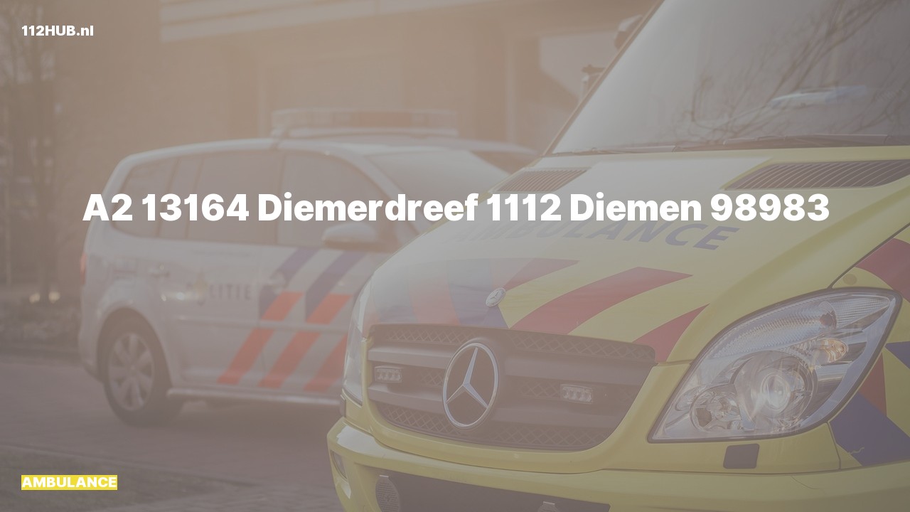 Deelafbeelding voor De ambulance is met gepaste spoed uitgerukt naar de Diemerdreef in Diemen
