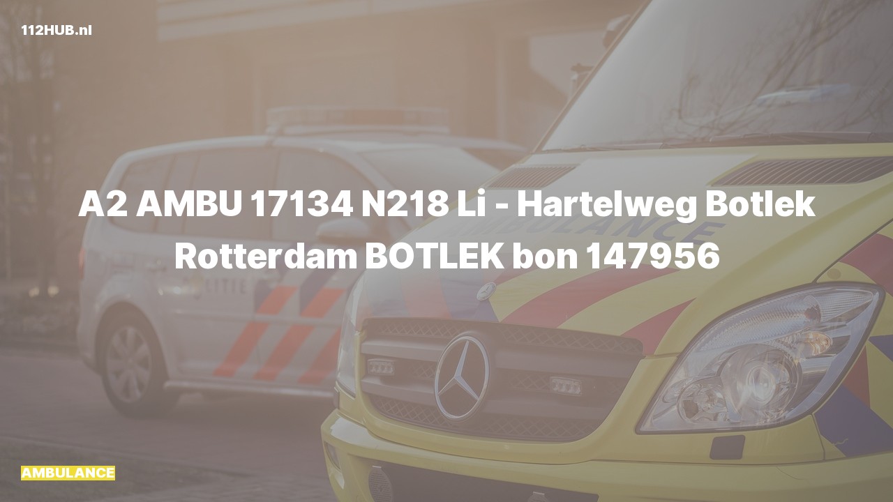Deelafbeelding voor De ambulance is met gepaste spoed uitgerukt naar de Hartelweg in Botlek Rotterdam