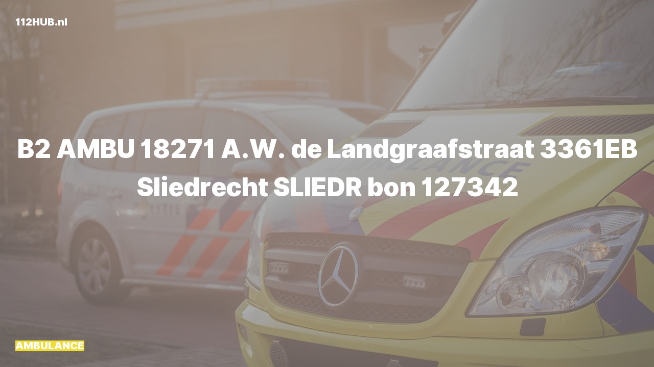 Deelafbeelding voor Ambulance naar de A.W. de Landgraafstraat in Sliedrecht.