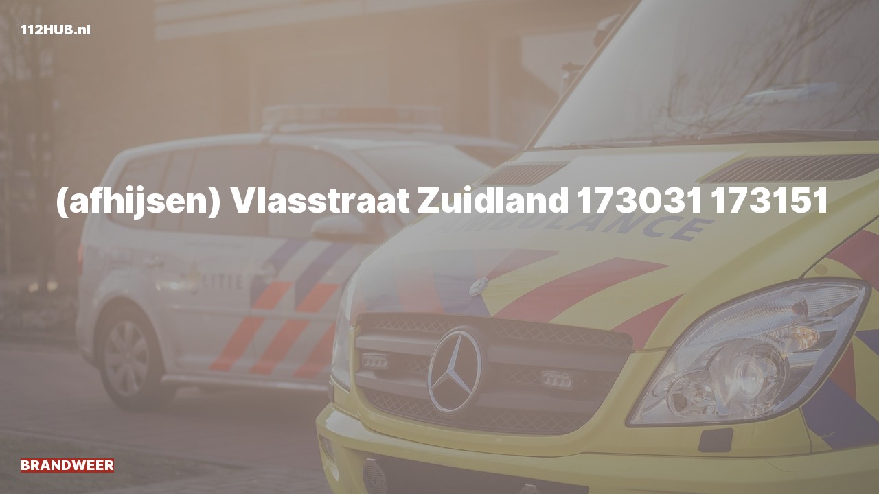 Deelafbeelding voor Brandweer voor afhijsen naar de Vlasstraat in Zuidland.