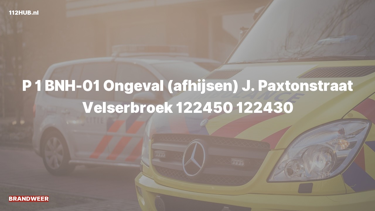 Deelafbeelding voor Brandweer met spoed voor afhijsen naar de J. Paxtonstraat in Velserbroek.