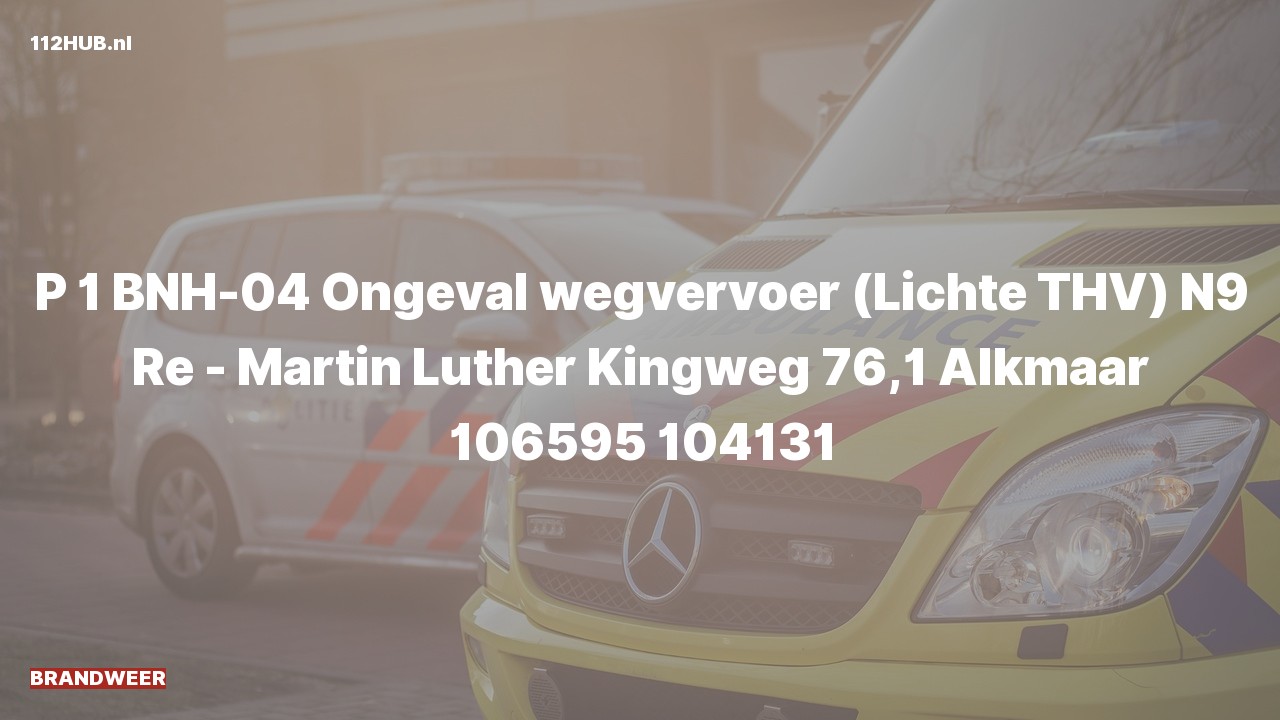 Deelafbeelding voor Brandweer met spoed voor verkeersongeval.