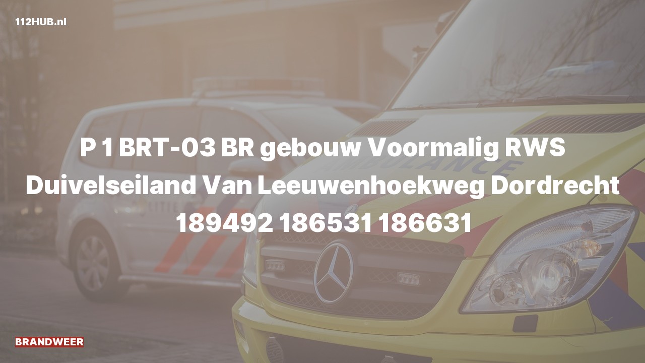 Deelafbeelding voor Brandweer met spoed voor brand in gebouw naar de Van Leeuwenhoekweg in Dordrecht.