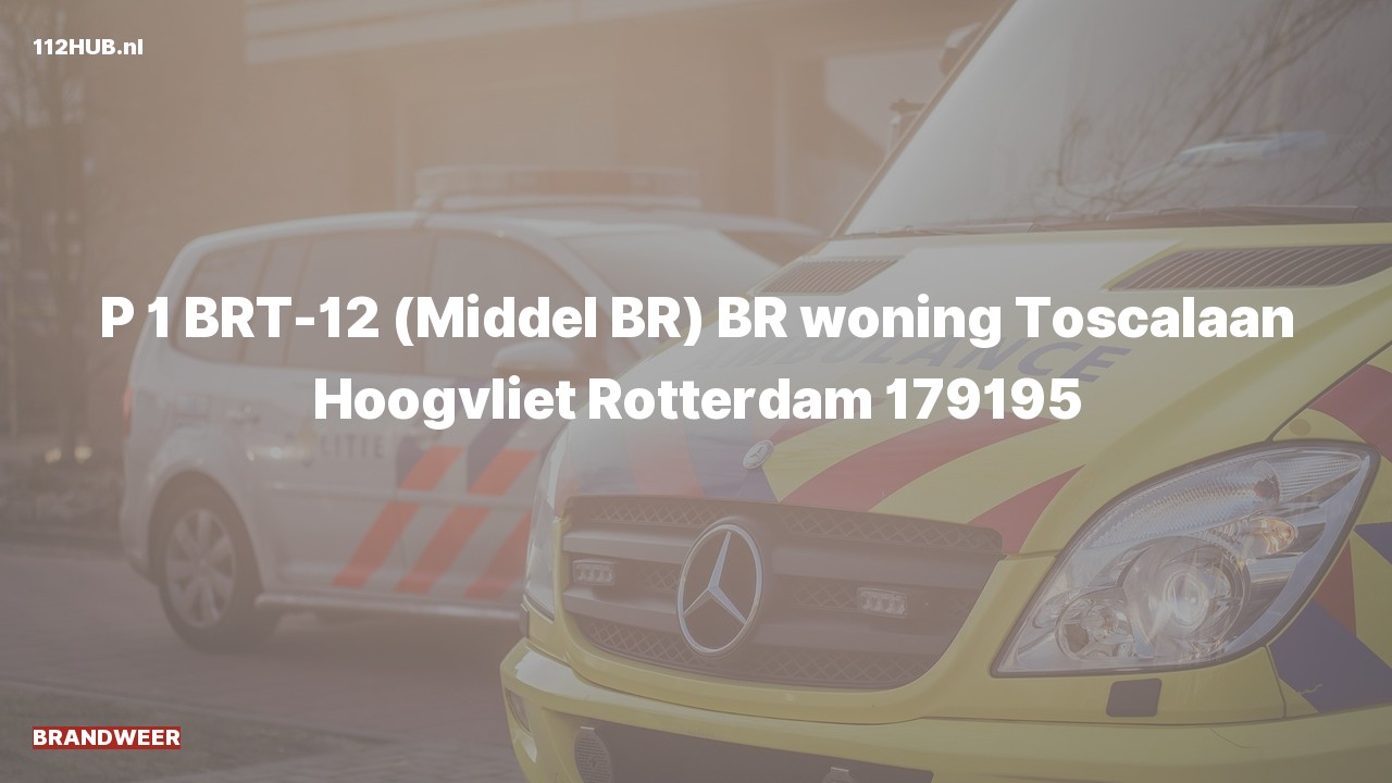 Deelafbeelding voor Brandweer met spoed voor brand in woning naar de Toscalaan in Hoogvliet Rotterdam.