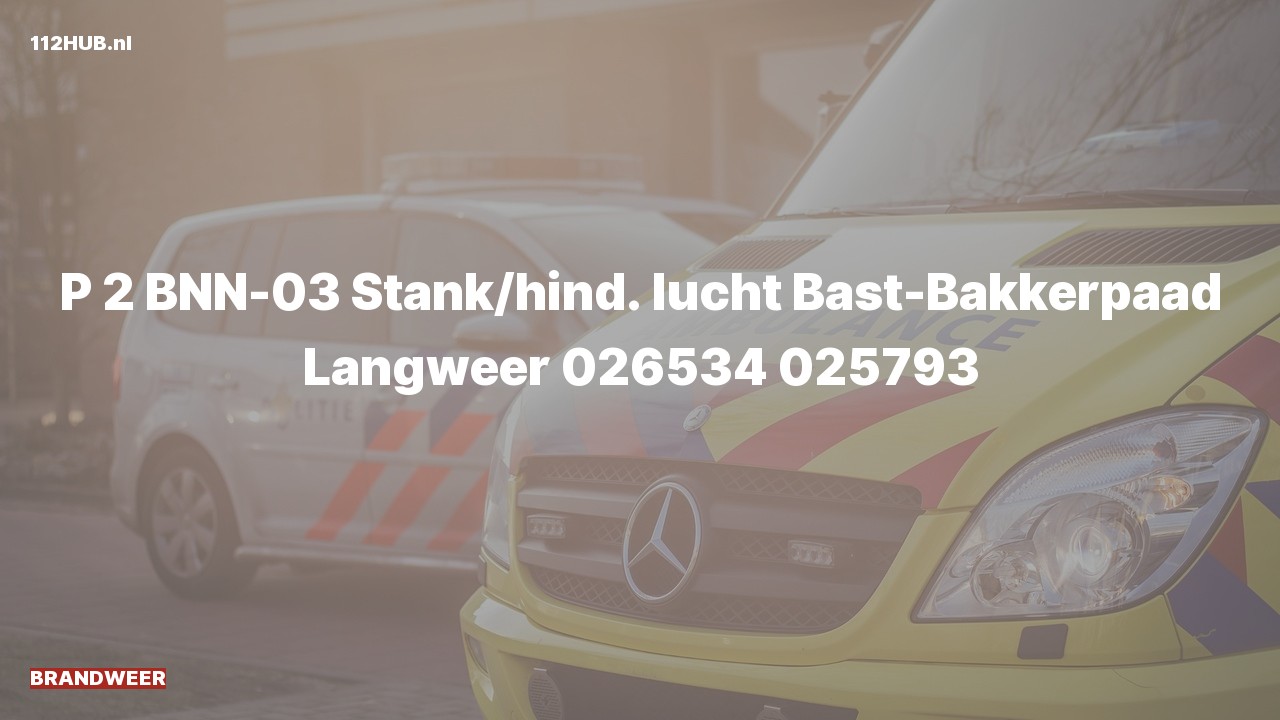 Deelafbeelding voor Brandweer met gepaste spoed voor stank of gaslucht naar de Bast-Bakkerpaad in Langweer.