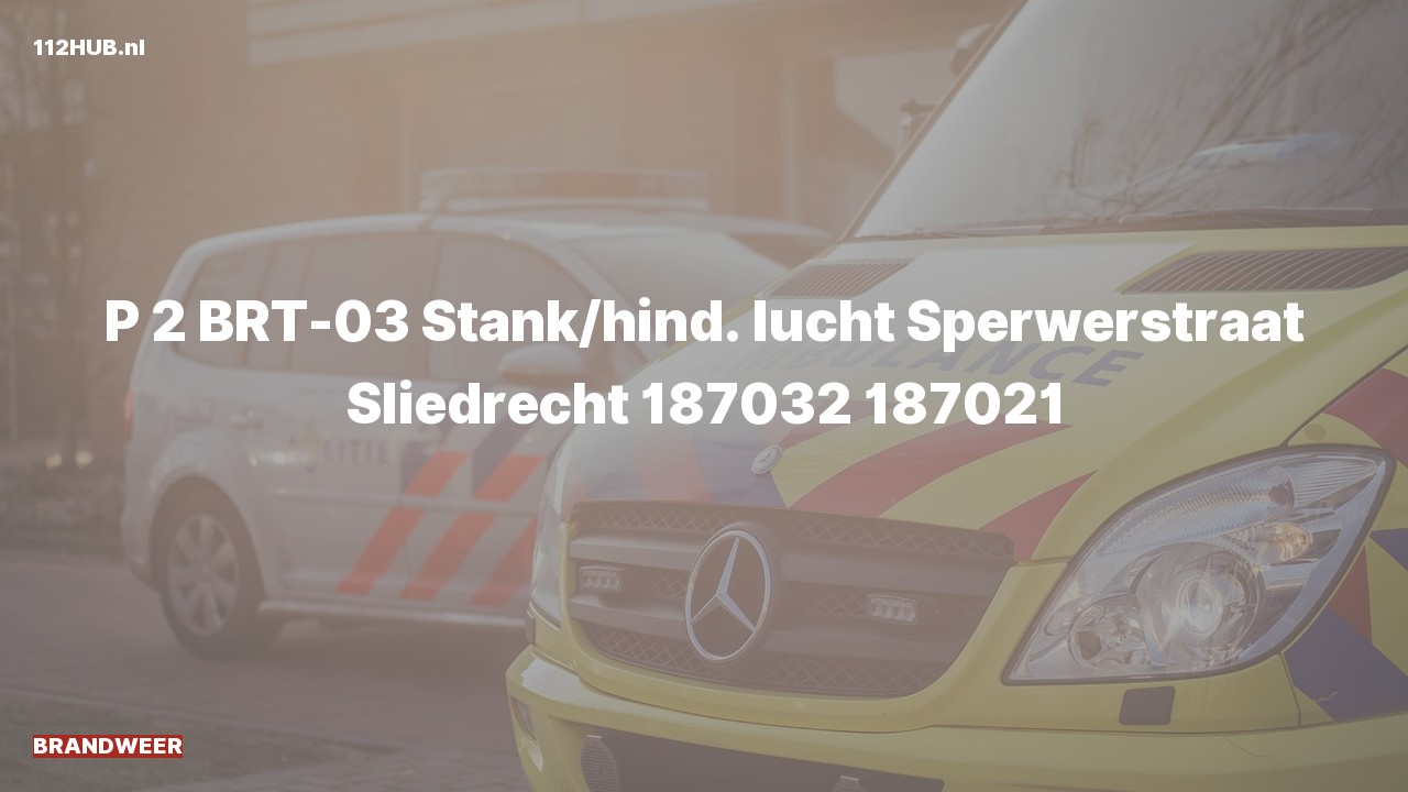 Deelafbeelding voor Brandweer met gepaste spoed voor stank of gaslucht naar de Sperwerstraat in Sliedrecht.