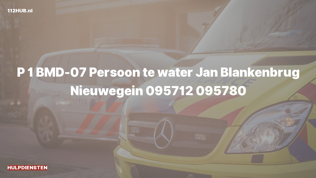 Deelafbeelding voor Hulpdiensten zijn uitgerukt voor een persoon te water