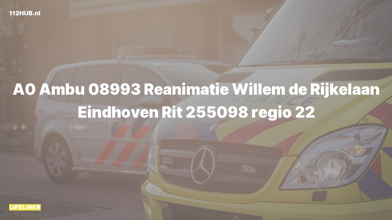 Deelafbeelding voor Traumahelikopter met spoed naar de Willem de Rijkelaan in Eindhoven.
