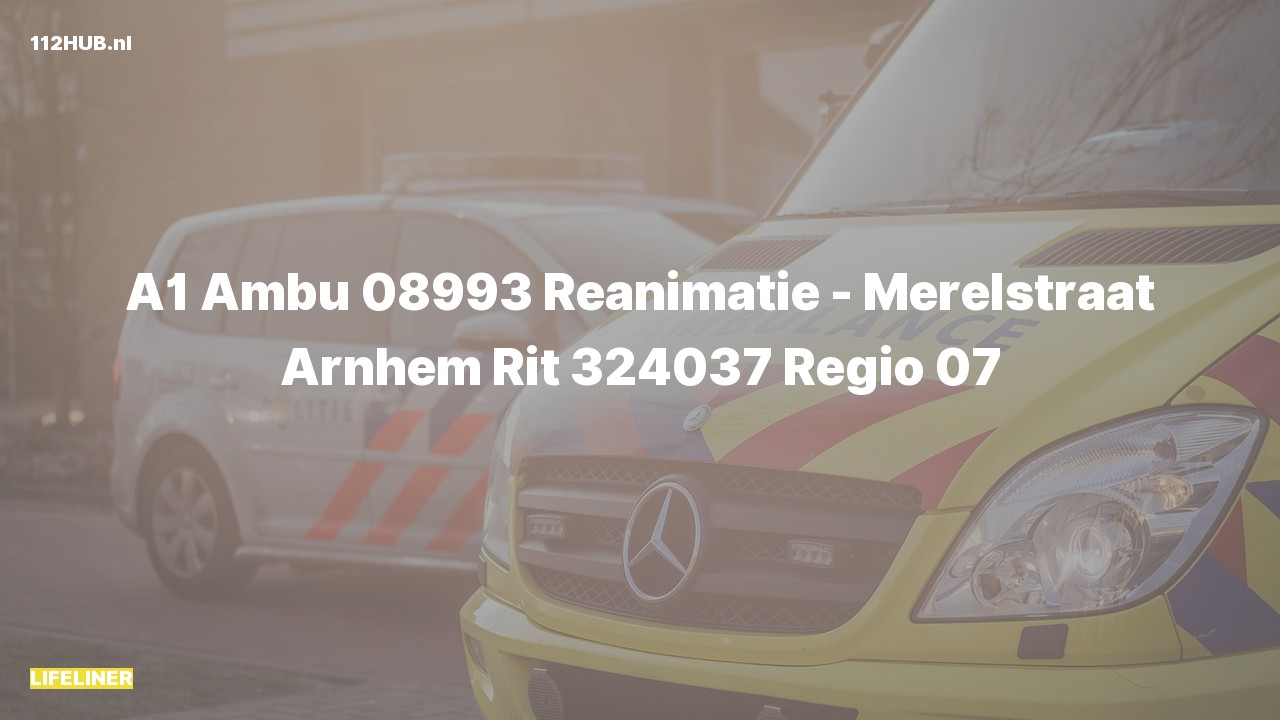 Deelafbeelding voor De traumahelikopter is met spoed uitgerukt voor een reanimatie naar de Merelstraat in Arnhem